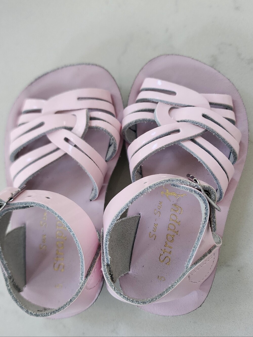 Pink Saltwater Sandals for Kids - Size 5 - Picture 3 of 5